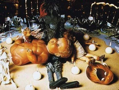 Οικογένεια Ρότσιλντ: Οι «σκοτεινοί θρύλοι» πίσω από τα μεγάλα πάρτι μεταμφιέσεων (φωτό, βίντεο)